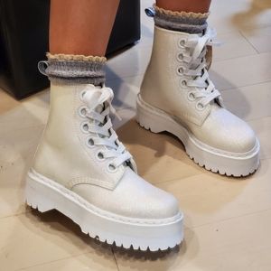 Dr. Martens Molly Iridescent Glitter